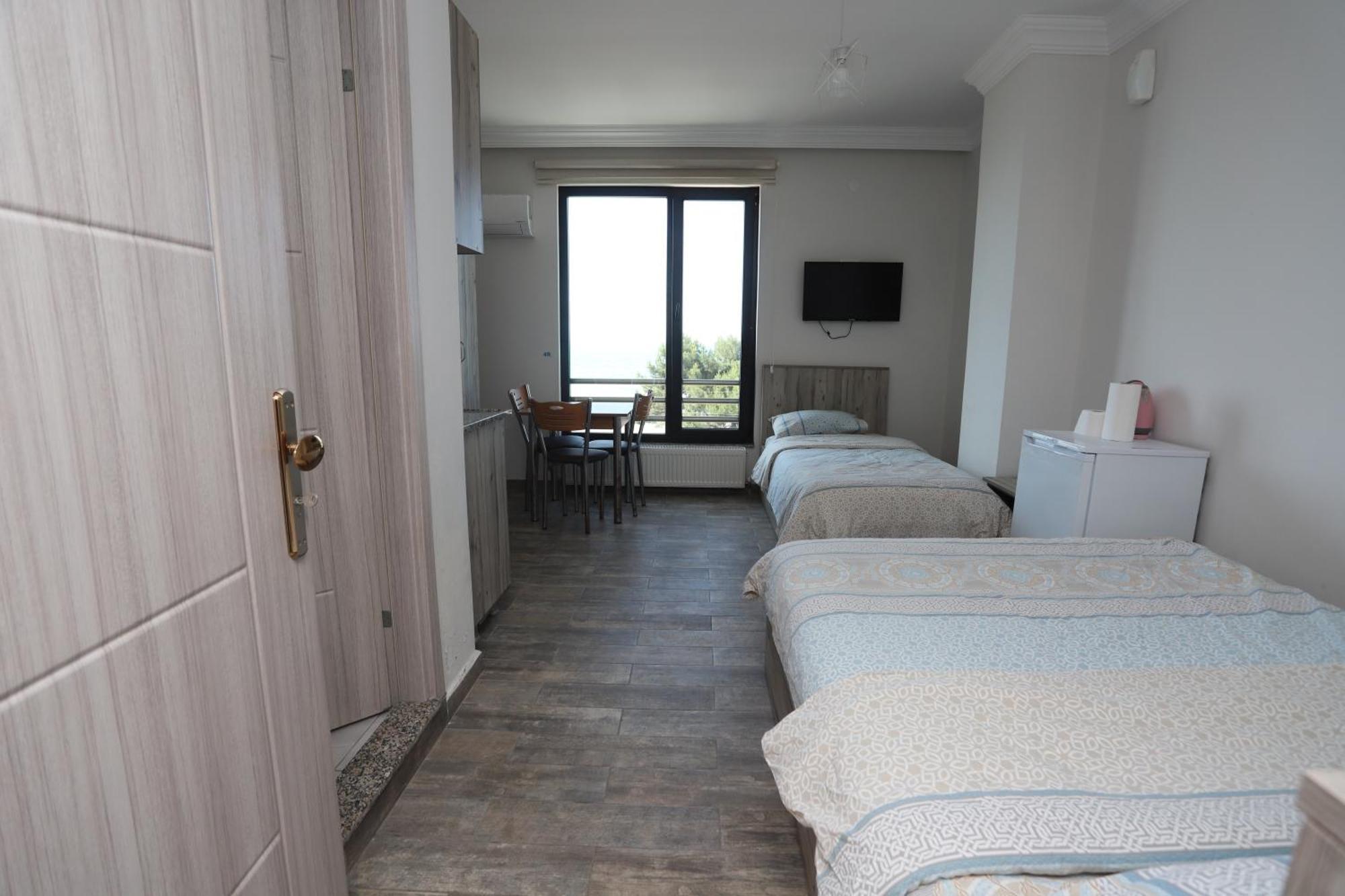Rueya Pansiyon Apart Otel Yukarı Yukarı Kocaali Extérieur photo