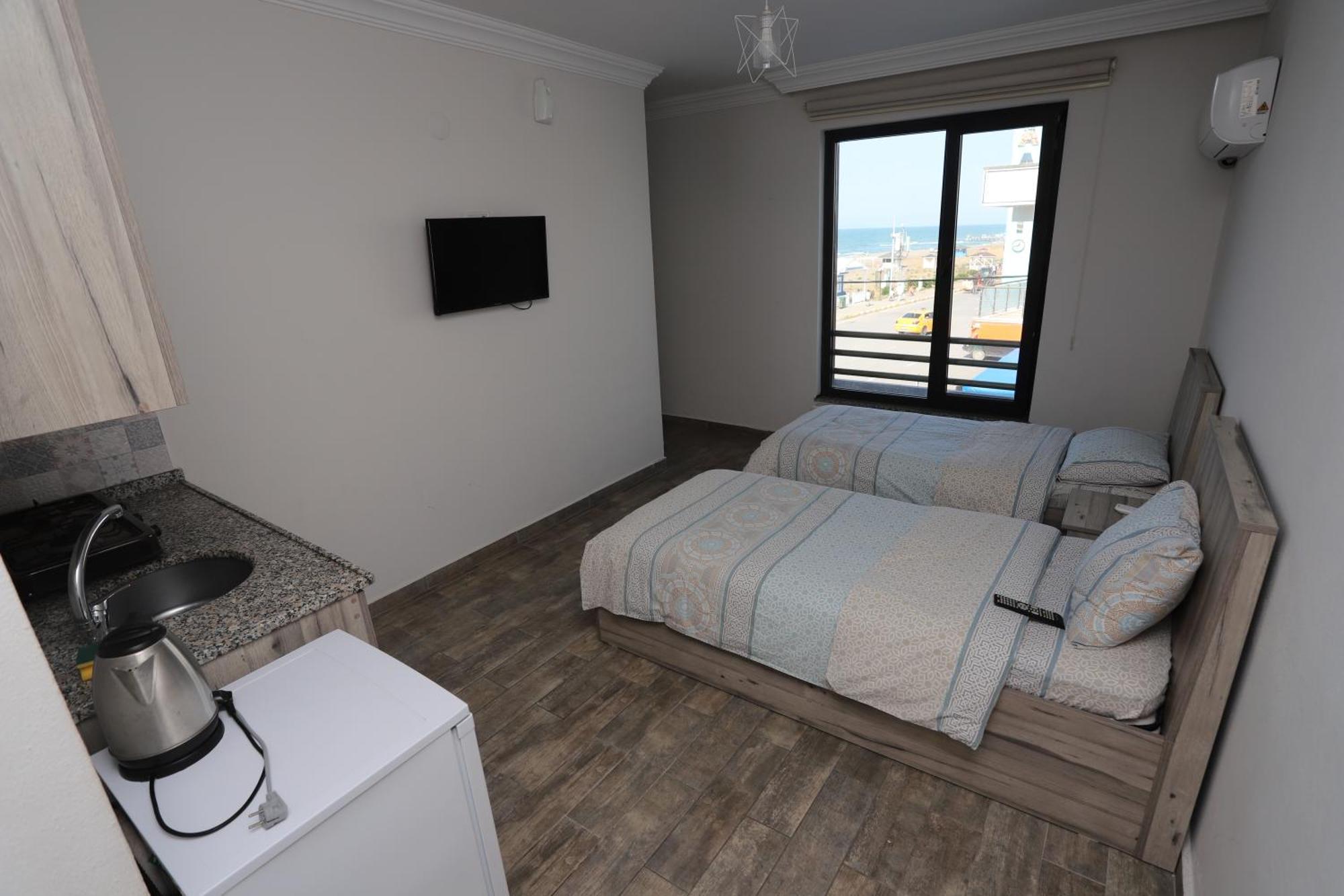 Rueya Pansiyon Apart Otel Yukarı Yukarı Kocaali Extérieur photo